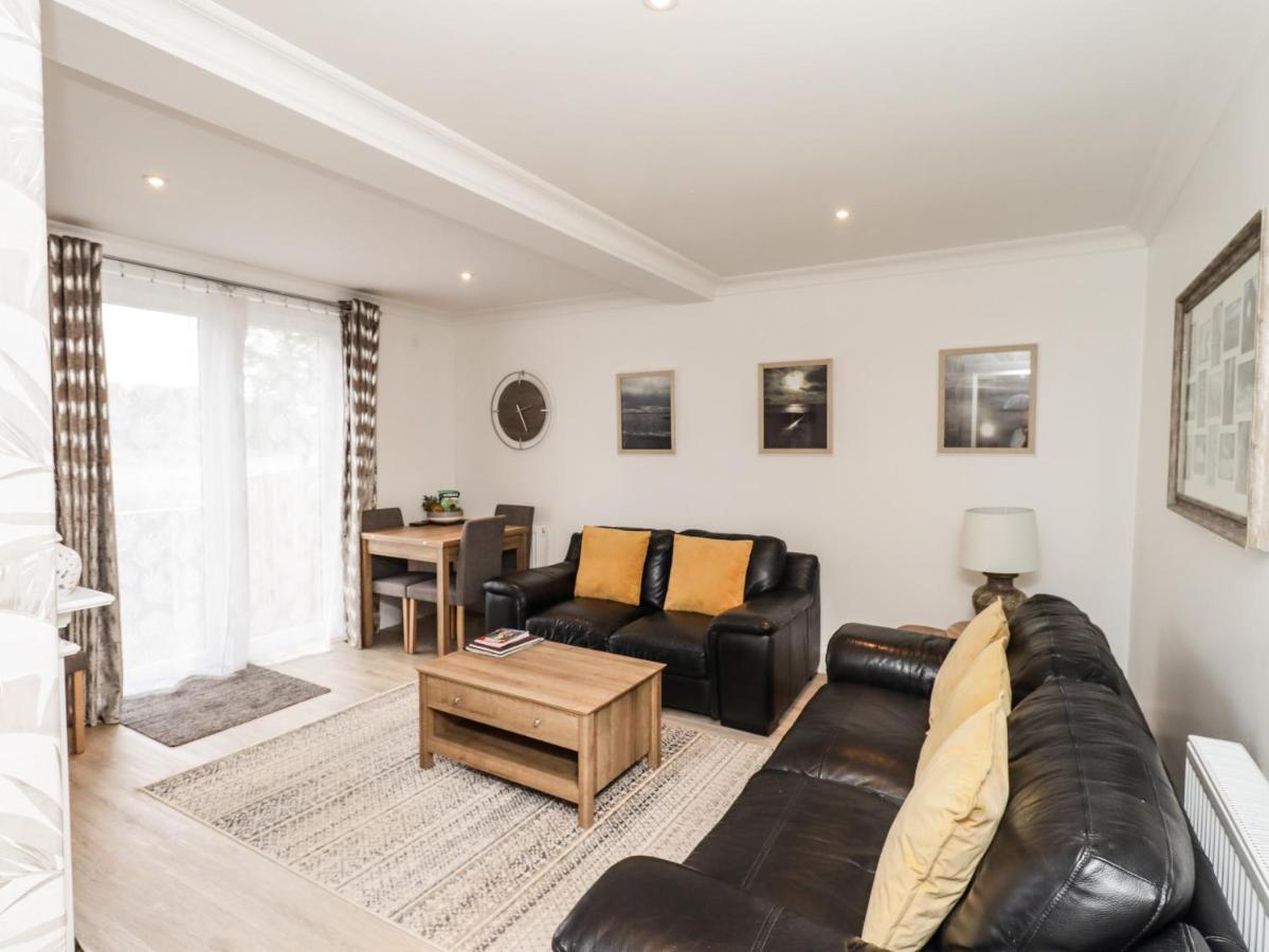 Simply Suite Castle Douglas Εξωτερικό φωτογραφία